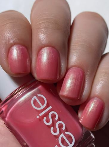 Весенняя коллекция Essie Blushin’ & Crushin’ Spring 2024